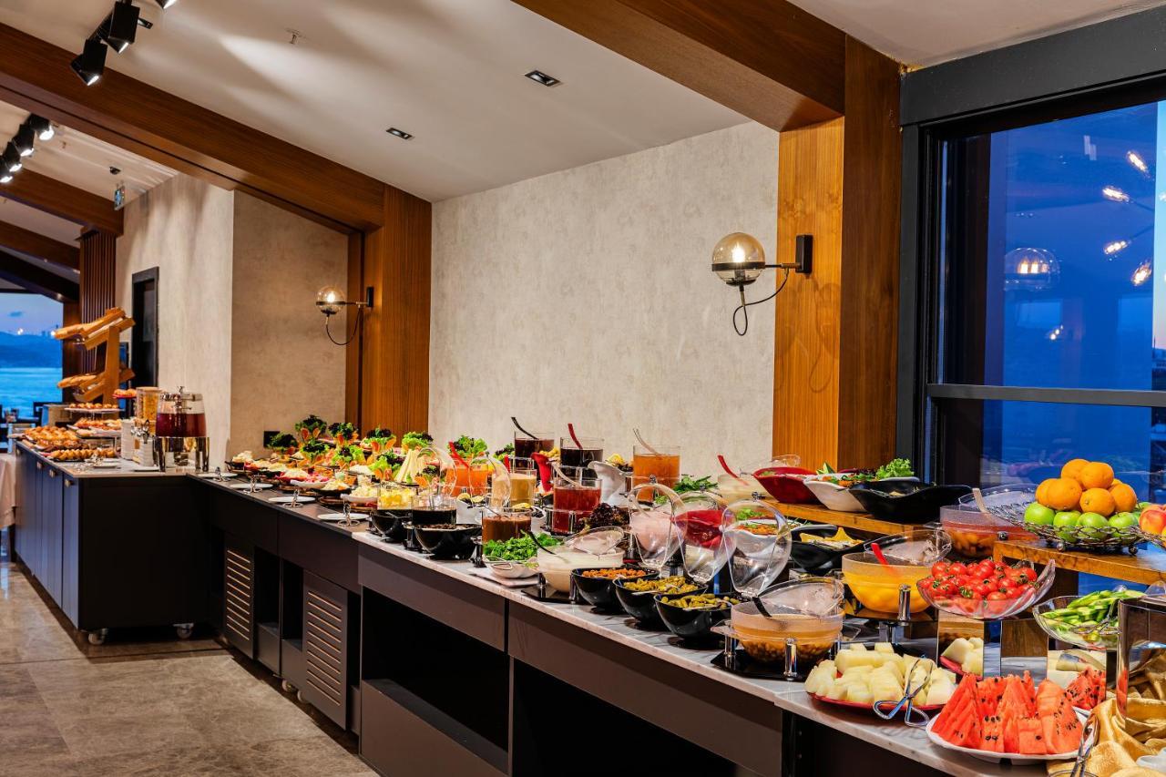Demiray Hotel Old City Istanbul Exterior photo A buffet at a hotel