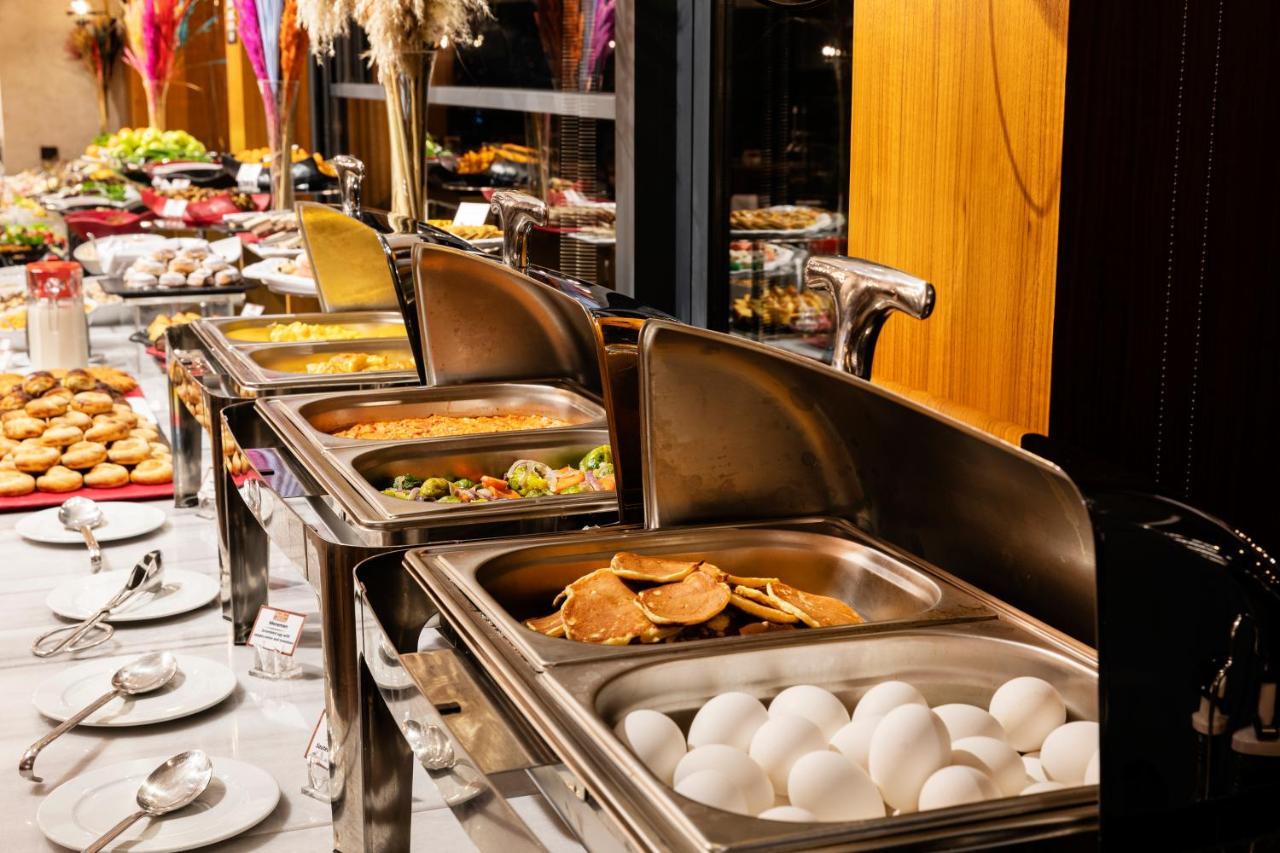 Demiray Hotel Old City Istanbul Exterior photo A buffet